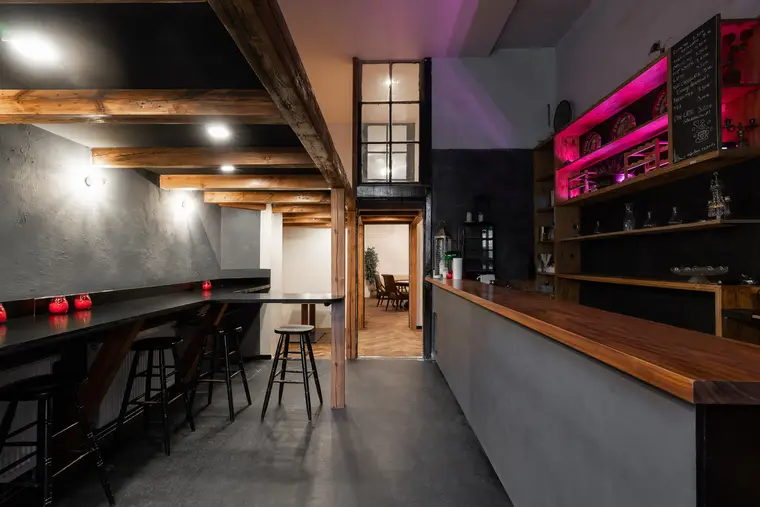 Mitte Bar — real estate & interior photography in Berlin by Natalia Dymkowski (1)